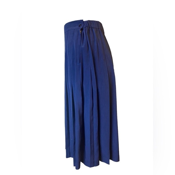 Vintage S.G Sport Collection Navy Blue Pleated Skirt - Picture 10 of 13